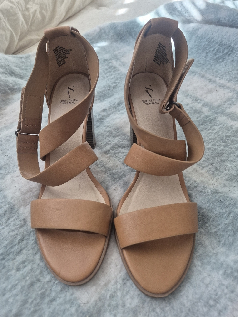 Simply Vera Vera Wang Tan Strappy Sandal Heels